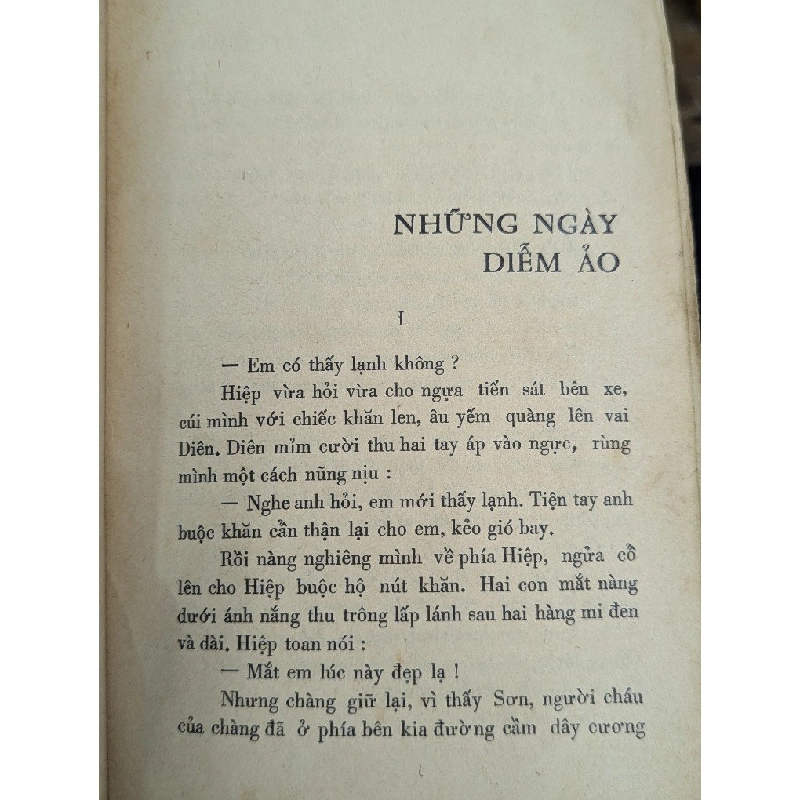 NHỮNG NGÀY DIỄM ẢO - TUYỂN TẬP TRUYỆN NGẮN NHẤT LINH 223831
