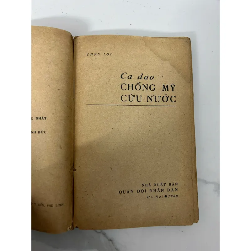Ca dao chống Mỹ cứu nước - Nhiều tác giả 781120