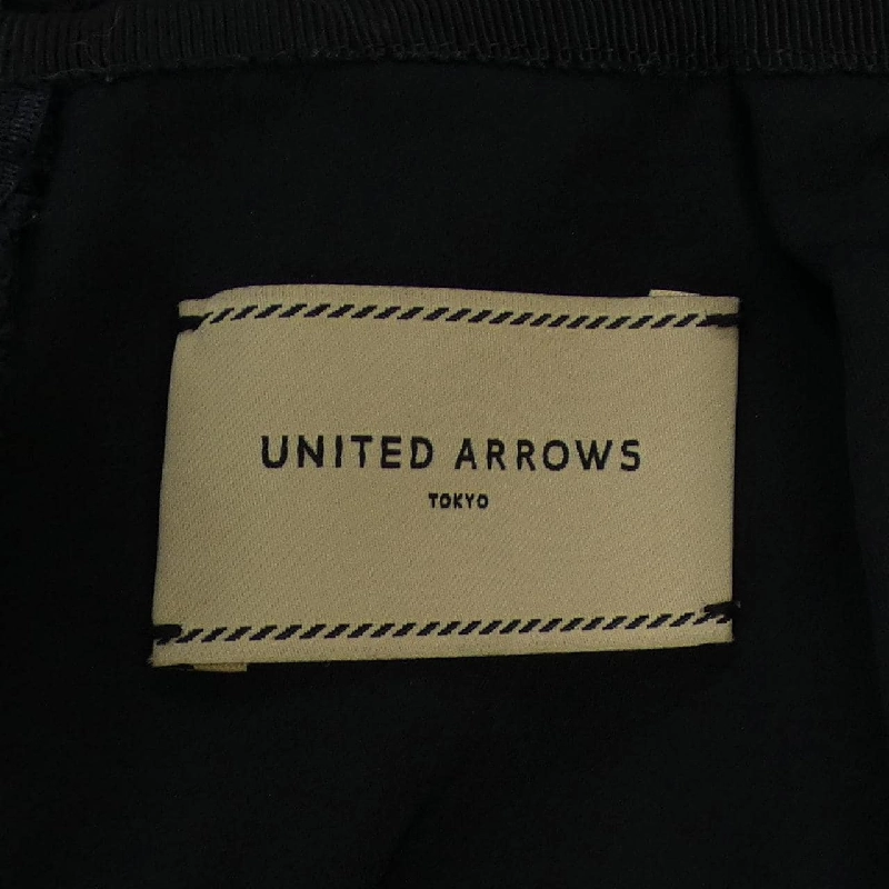 Chân váy UNITED ARROWS - Hàng hiệu Authentic 824231