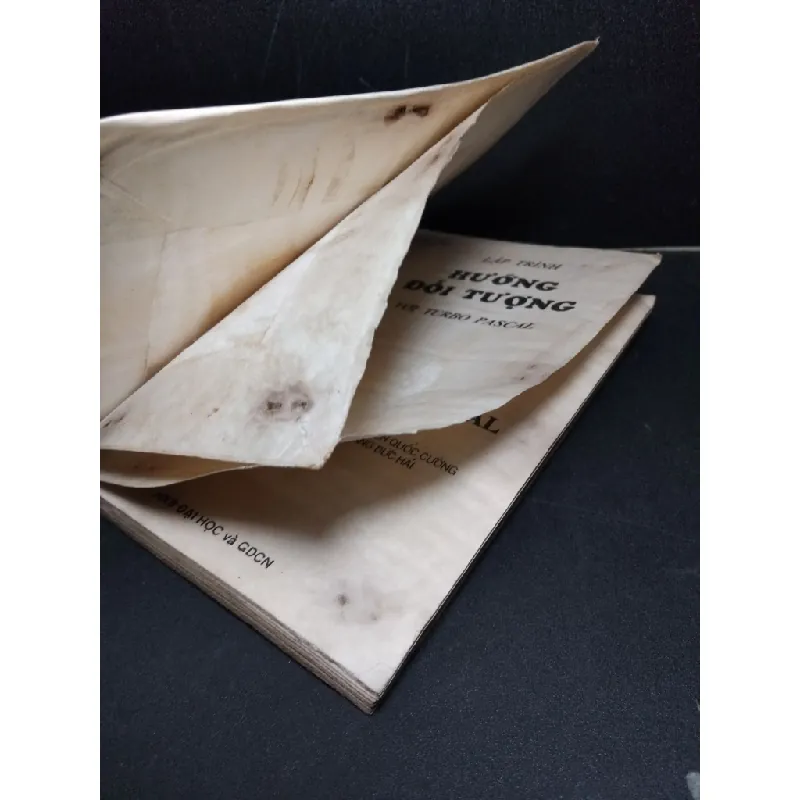 Lập trình hướng đối tượng với Turbo Pascal mới 60% ố vàng, ẩm nặng, có bấm ghim và viết chữ trang đầu 1992 HCM2103 GIÁO TRÌNH, CHUYÊN MÔN 410897