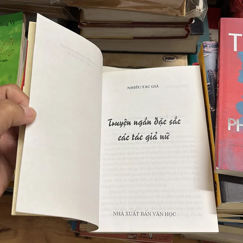 II Truyện Ngắn: Truyện Ngắn Đặc Sắc Các Tác Giả Nữ - 2013 697822