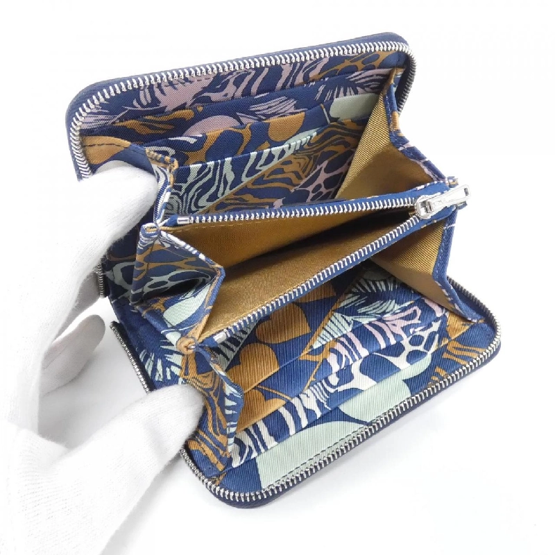 Ví compact lụa WILD của Hermès - Hàng hiệu Authentic 770983