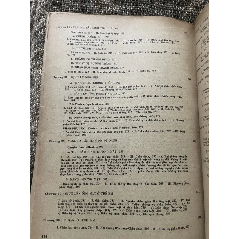 Phẫu thuật bụng ở sơ sinh và trẻ em -NGUYỄN VĂN ĐỨC- hơn 400 trang, khổ lớn- sách y  1006360