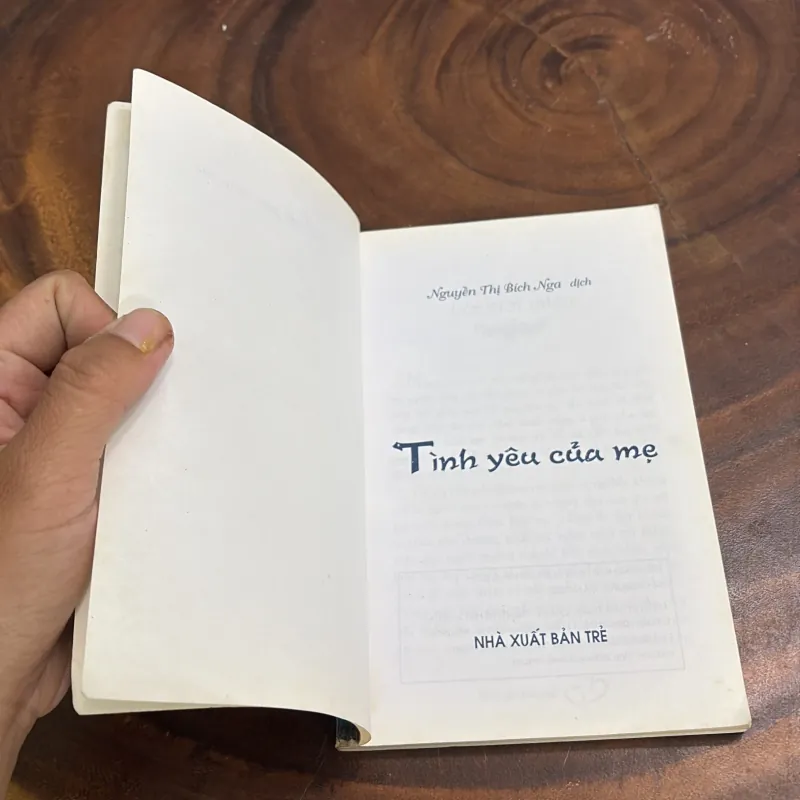 II Tình Yêu Và Cuộc Sống: Tình Yêu Của Mẹ - Bích Nga (Dịch) - 2004 976300