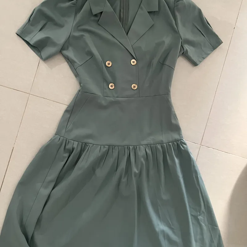 Váy kiểu các mẫu 762087