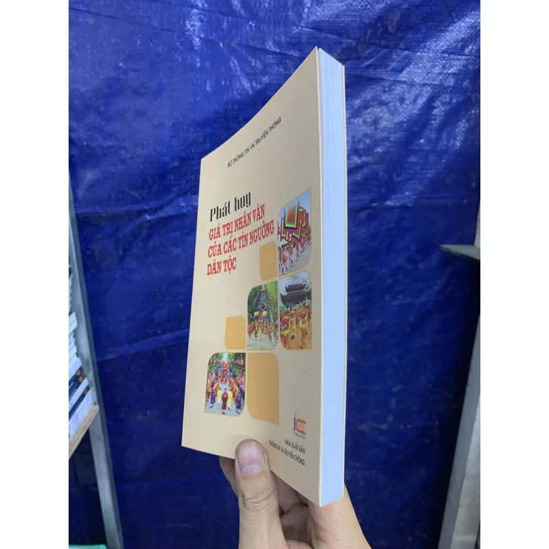 Phát huy giá trị nhân văn của các tín ngưỡng dân tộc.  715236