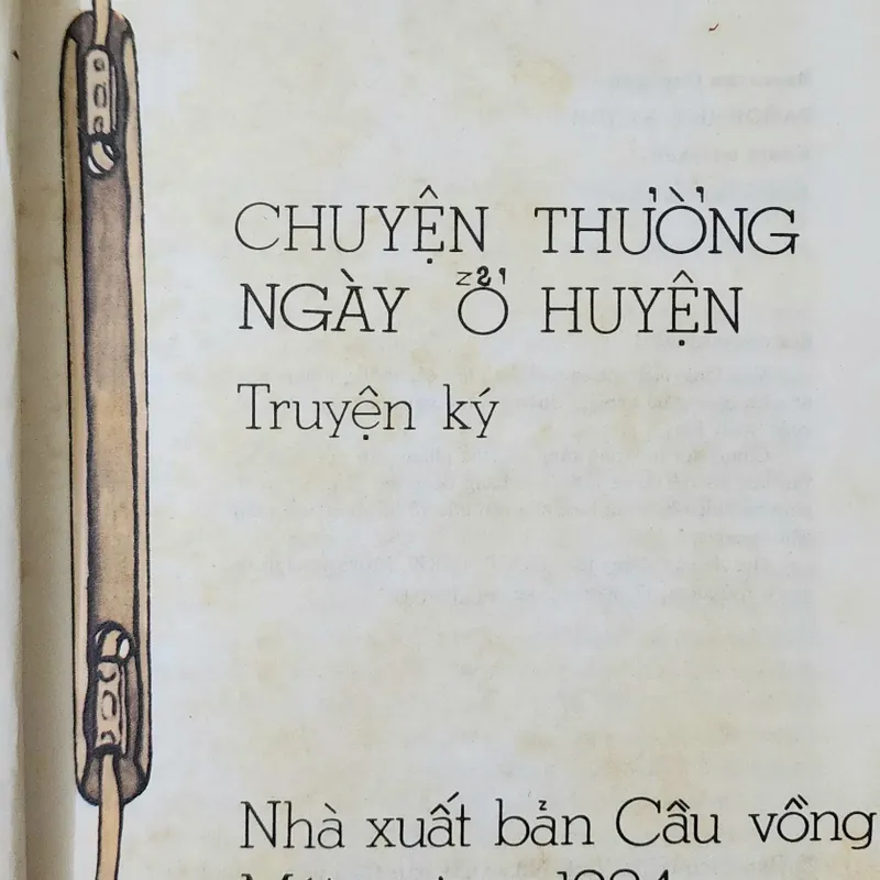 Truyện ký in màu CHUYỆN THƯỜNG NGÀY Ở HUYỆN - tác giả: Valentin Ovechkin 703928