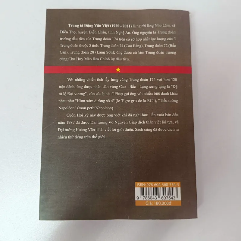 Hùm xám Đường số 4 (Hồi ký) - Đặng Văn Việt 958756