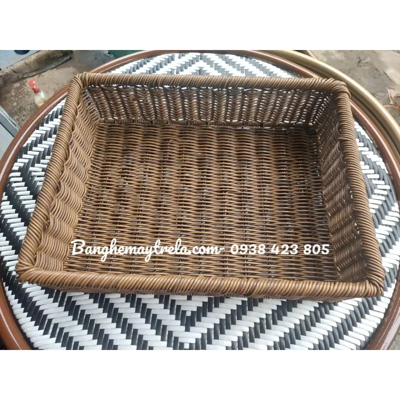 Khay nhựa giả mây đựng đồ chữ nhật 674310