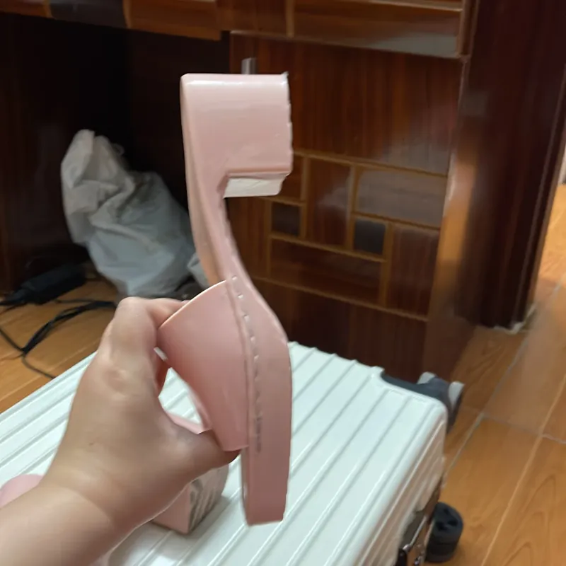 Dép hiệu Jelly Bunny cao gót su nguyên khối màu hồng phấn 931237