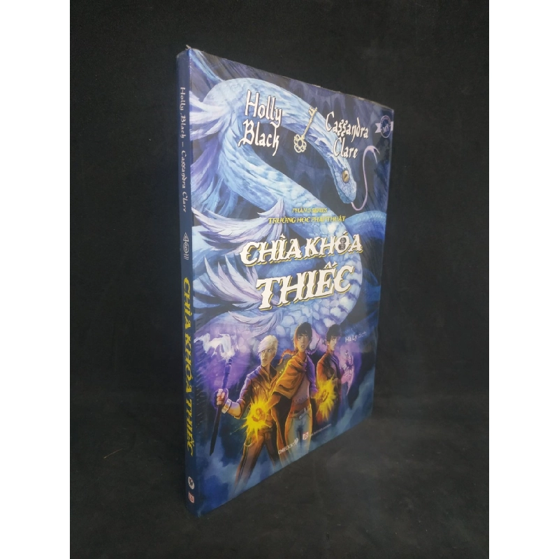 Chìa khóa thiếc ( phần 3 series trường học pháp thuật ) mới 100% HCM1702 910815