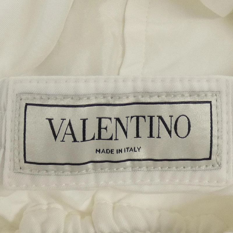 Quần short VALENTINO - Hàng hiệu Authentic 894725