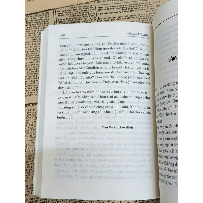 Tuyển truyện ngắn MAXIM GORKY 715471