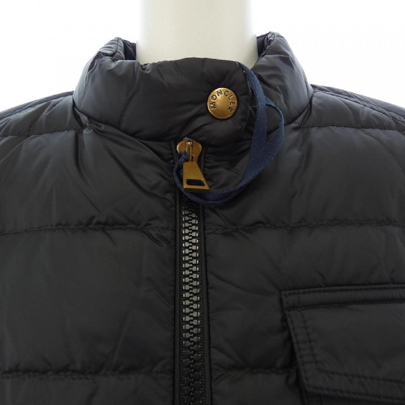 【Sản phẩm mới】Moncler MONCLER 20939B00028 Áo khoác lông 631348