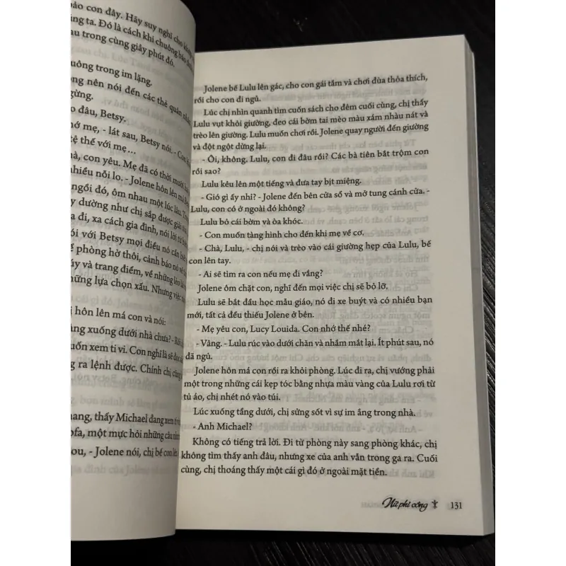 Nữ phi công 1001500