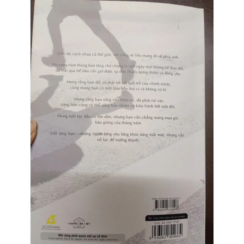 Rồi cũng phải quen với sự cô đơn - Sách cũ - Có postcard + bookmaed 642529