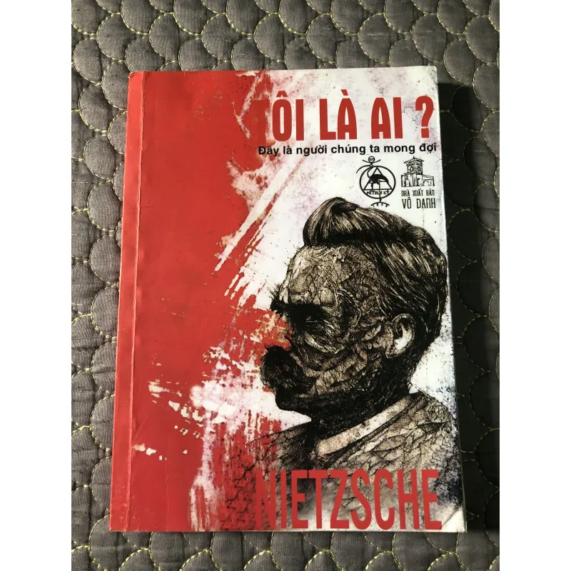 sách Tôi Là Ai - Nietzsche 999576