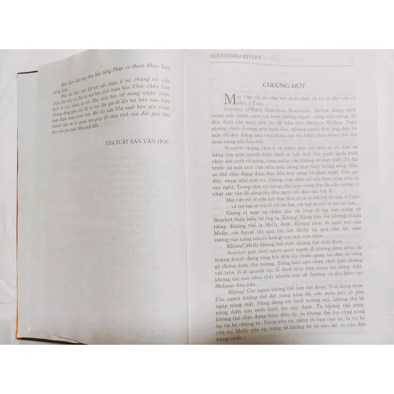 Hậu Cuốn Theo Chiều Gió 715376