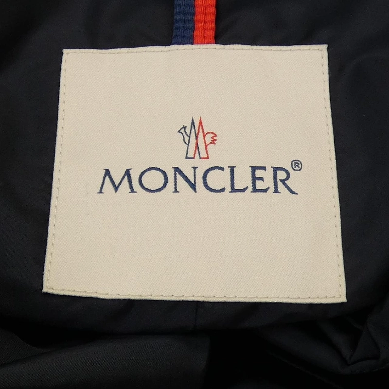 Áo khoác MONCLER RUTILICUS 628955