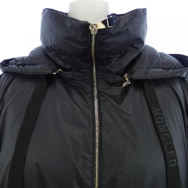 Áo khoác lông vũ MONCLER 638422