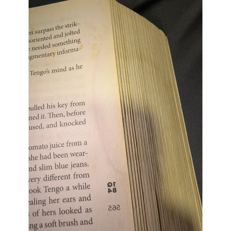 1Q84 - Haruki Murakami 971484