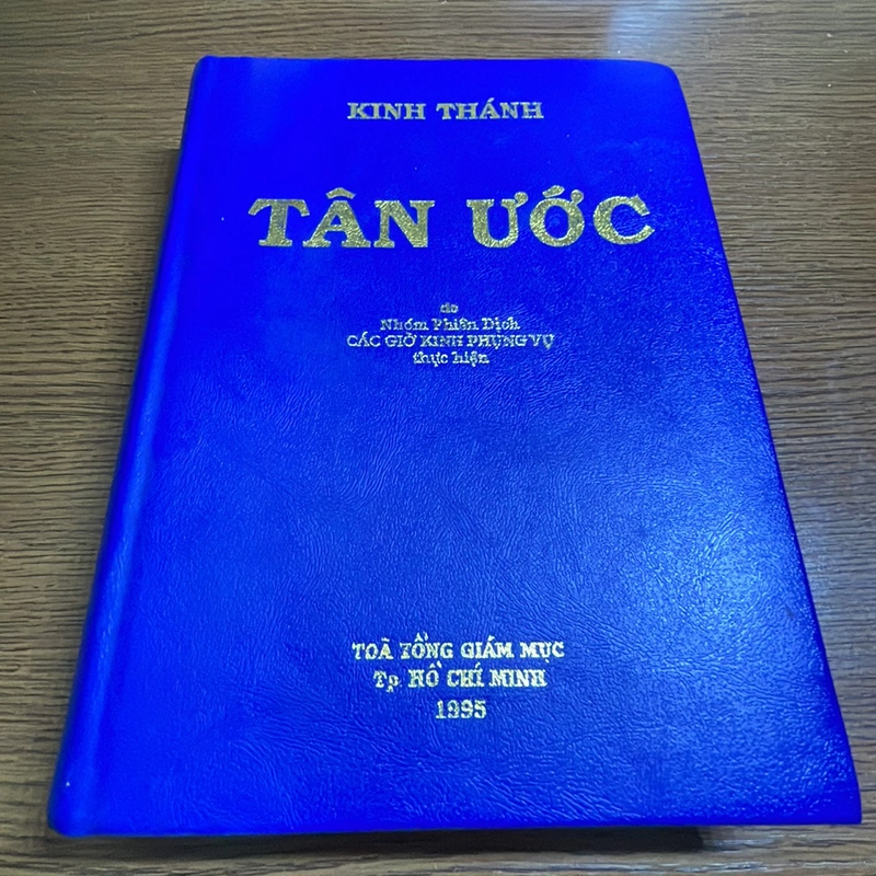 Kinh thánh Tân ước Nhóm phiên dịch Các giờ kinh phụng vụ 384989