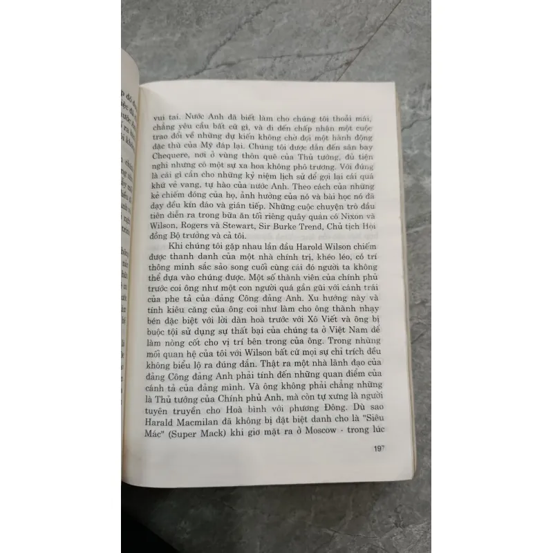 CUỘC CHẠY ĐUA VÀO NHÀ TRẮNG - LÊ NGỌC TÚ 738791