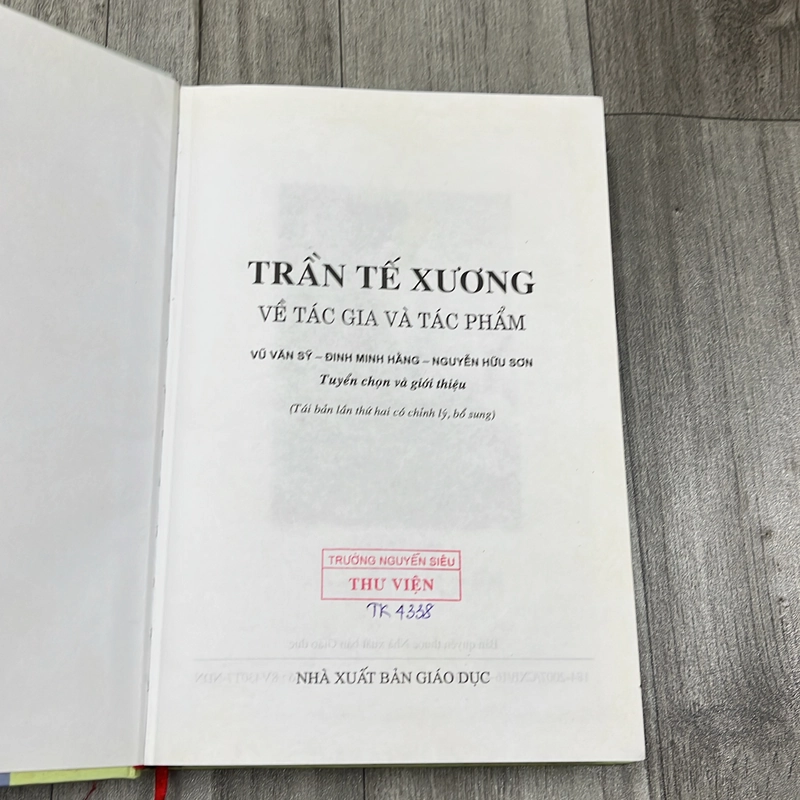 Trần tế xương về tác gia và tác phẩm. 9b4 545030