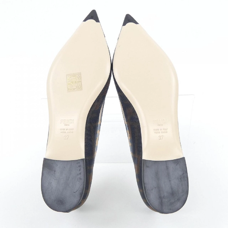 Giày bệt FENDI Colibri 8F8587A8UC - Hàng hiệu Authentic 830692