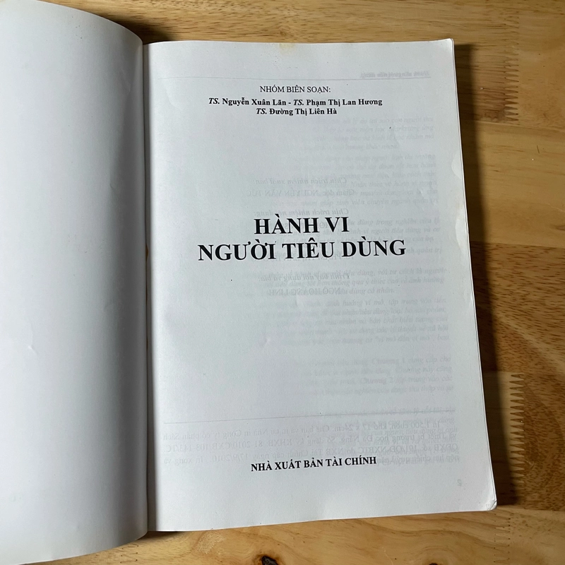 II Tựa sách: Hành Vi Người Tiêu Dùng - 2011 469380