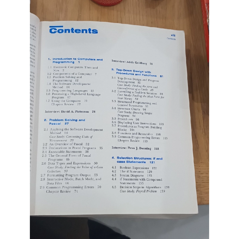 Pascal - Elliot B. Koffman 550650
