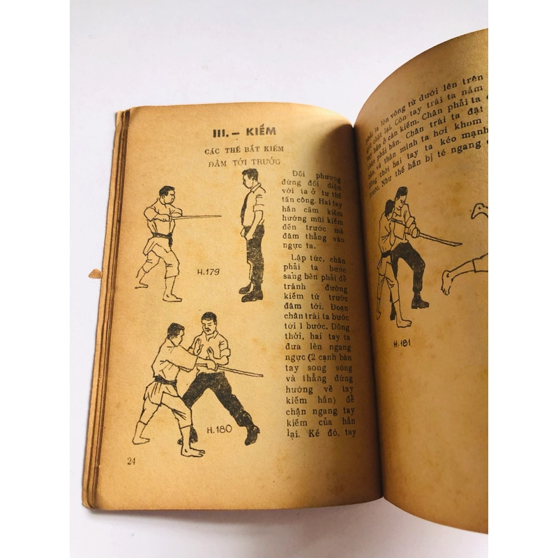 NHU THUẬT CẬN CHIẾN ( cận chiến bằng vũ khí) 545015