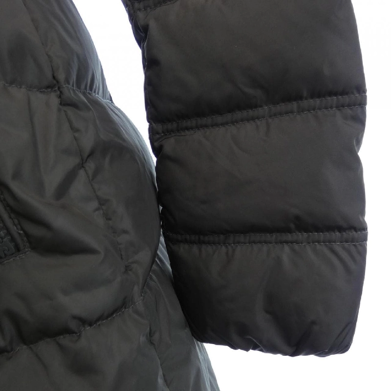 Áo khoác lông vũ MONCLER 641807