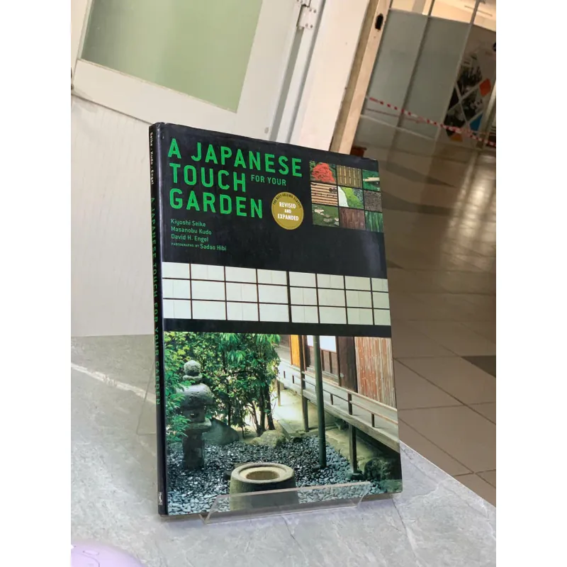 A JAPANESE TOUCH GARDEN (PHONG CÁCH VƯỜN NHẬT BẢN) - SEIKE, KUDO, ENGEL 752075