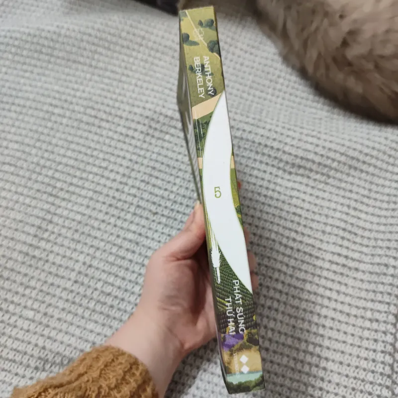 Phát súng thứ hai 748947