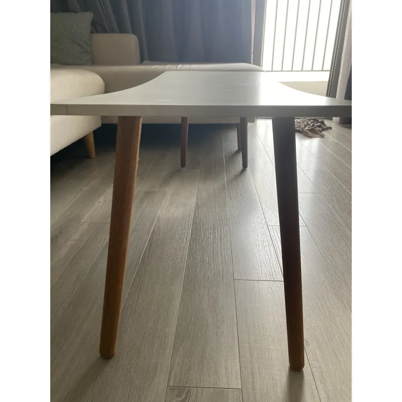 Bàn decor phòng phong cách Bắc Âu còn dùng tốt, có thể liên hệ trực tiếp qua lấy 675000