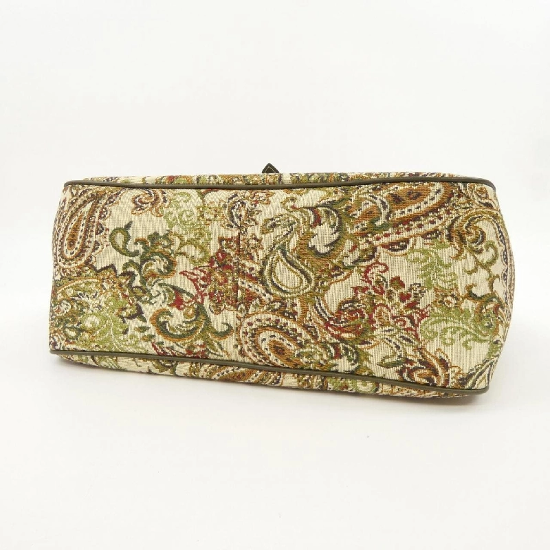 A VACATION BAG 659208