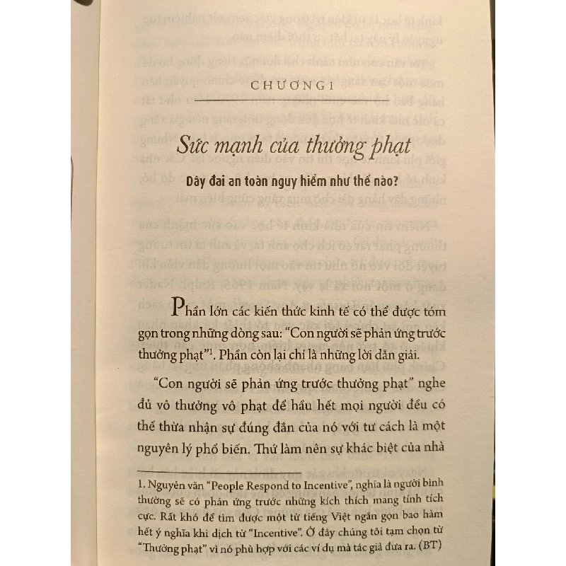 Kinh tế học dành cho đại chúng: Kinh tế học và đời sống thường nhật - Steven E. Landsburg 460209