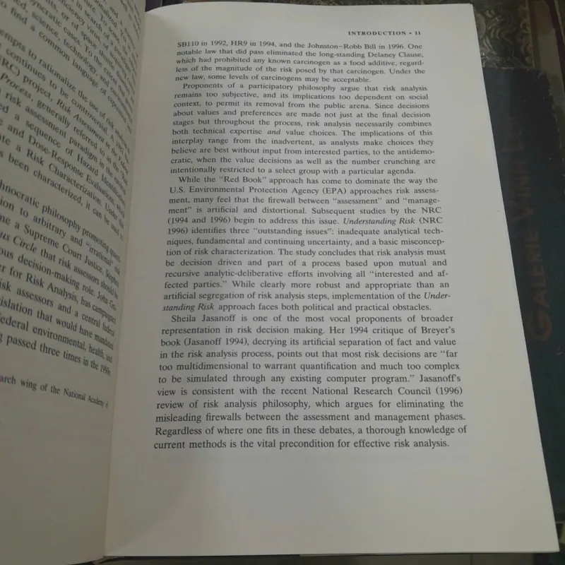 SHOULD WE RISK IT? (CHÚNG TA CÓ NÊN MẠO HIỂM KHÔNG?) - DANIEL M.KAMMEN, DAVID M.HASSENZAHL 563505