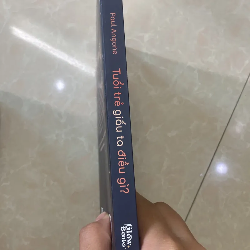 Tuổi Trẻ Giấu Ta Điều Gì?  933421