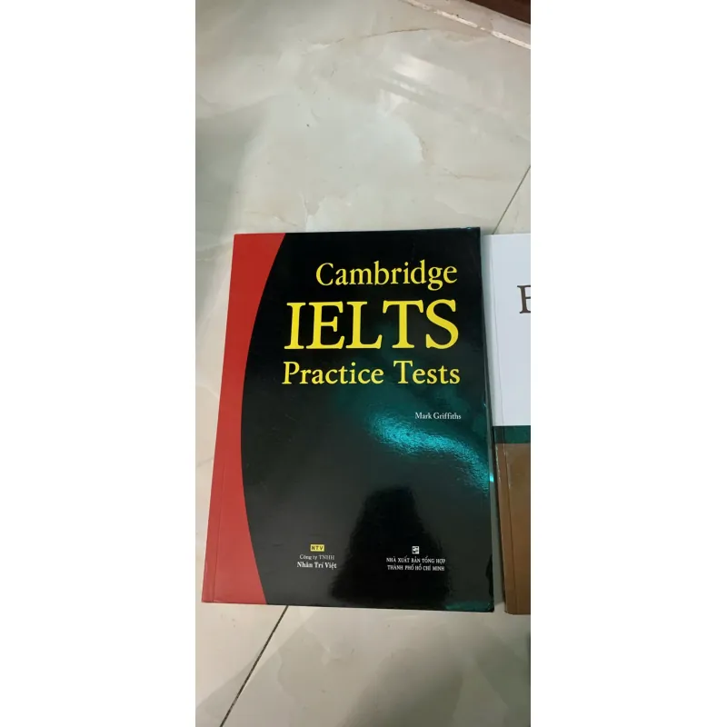 Cambridge IELTS Practice Tests (đen đỏ) 929946