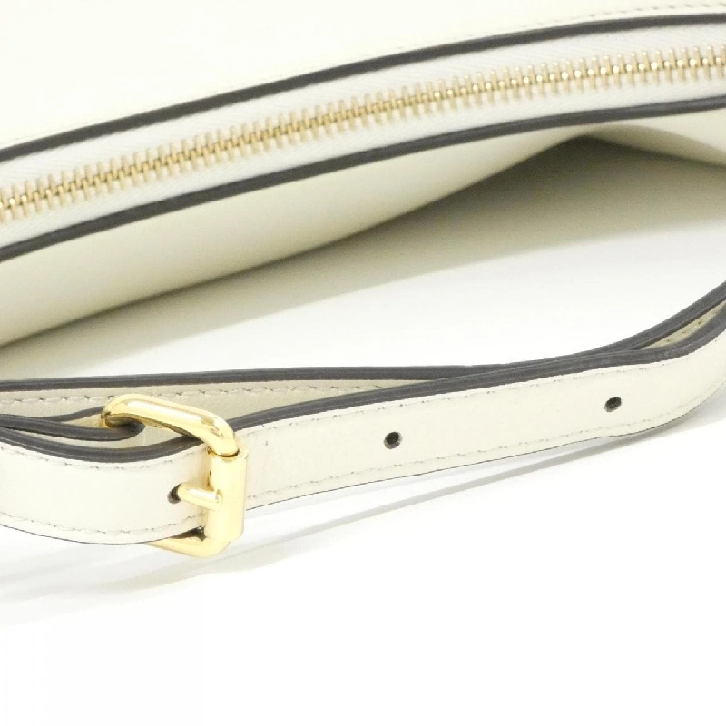 【Sản phẩm mới】Fendi Fendi Graphy Small 8BR798 A5DY Túi đeo vai 612929