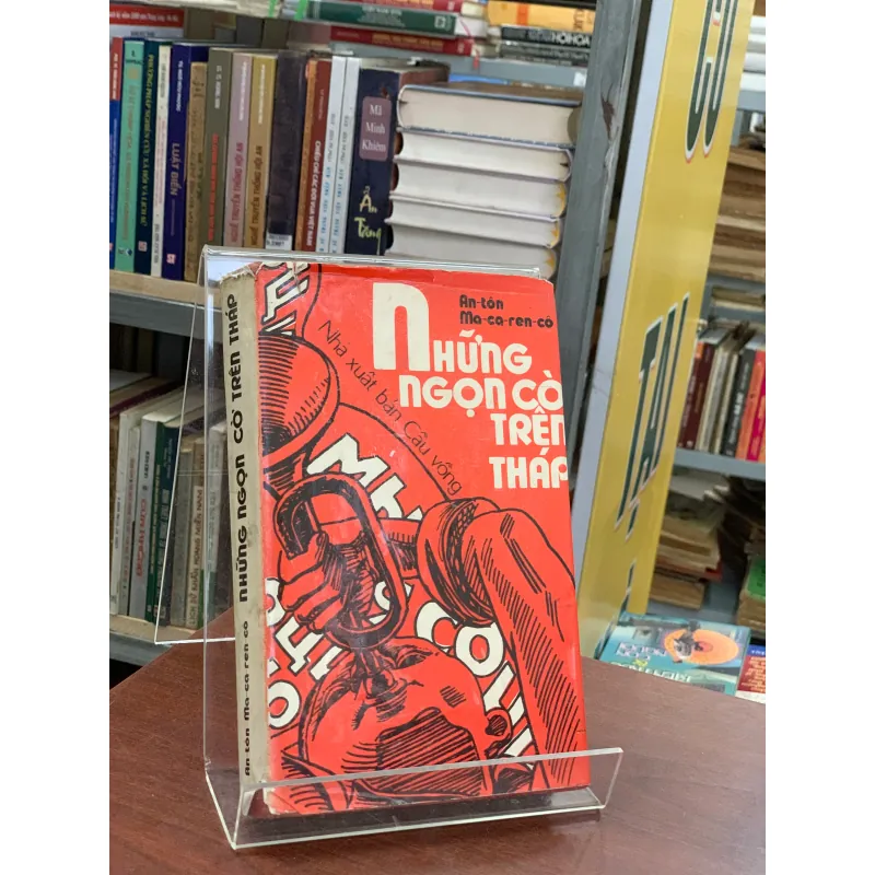 NHỮNG NGỌN CỜ TRÊN THÁP - LÊ ĐỨC MẪN (NGƯỜI DỊCH) 279264