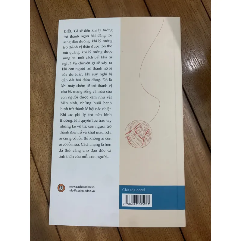 Hai kinh thành  790201