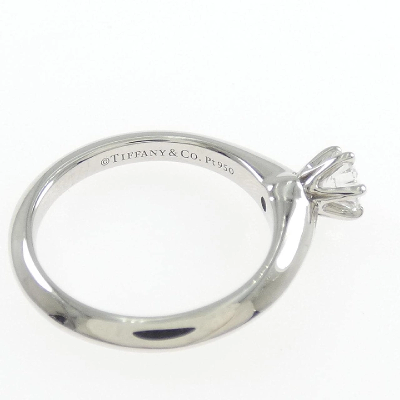 Nhẫn Solitaire Cổ Điển Tiffany 0.26CT - Hàng hiệu Chính hãng 836501