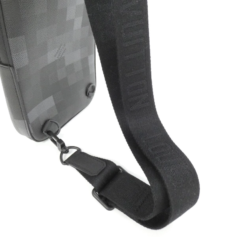 【Sản phẩm chưa sử dụng】Túi sling Louis Vuitton Damouflage Đen Avenue M14953 615687
