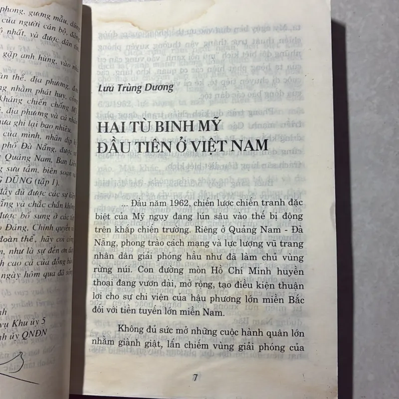 Trên quê hương trung dũng  757172