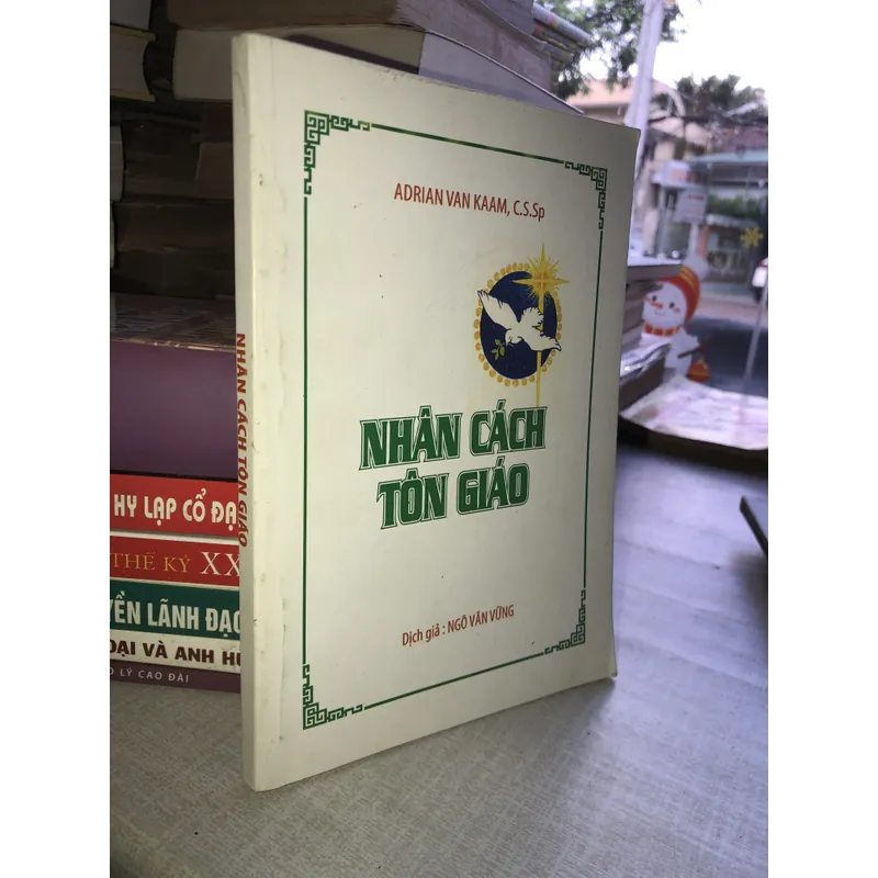 Nhân cách Tôn giáo 700674