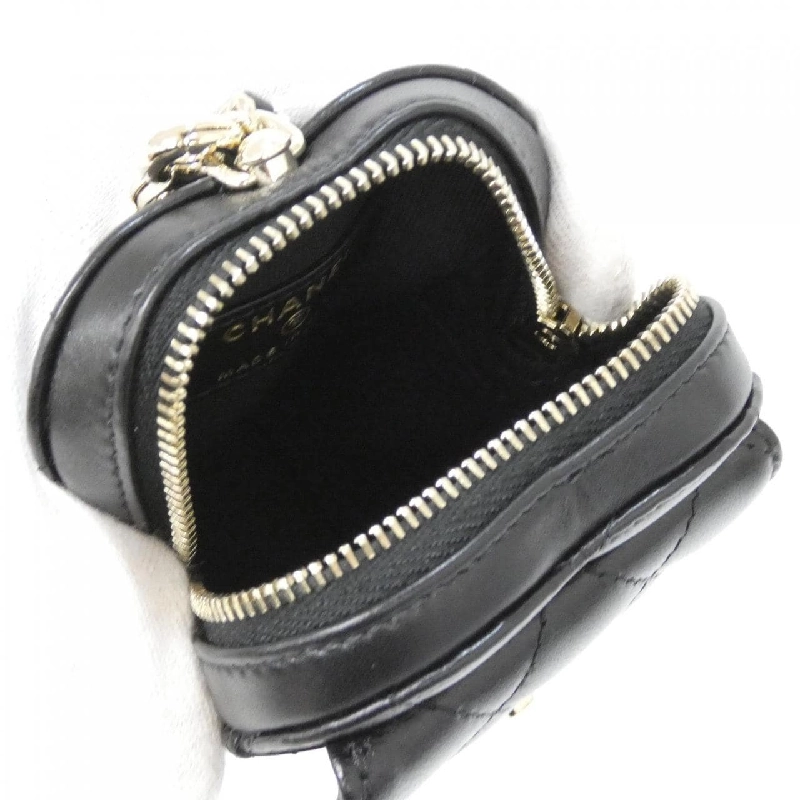 Charm túi AP4838 của Chanel 623275