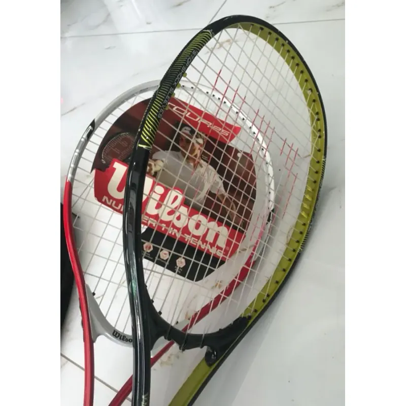 Vợt tennis hiệu WILSON 969847
